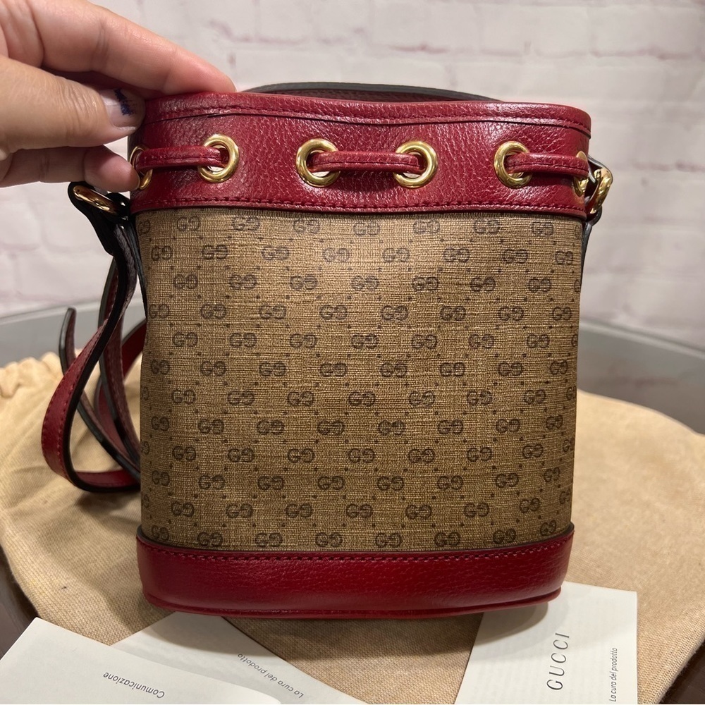 GUCCI X DORAEMON Mini Vintage GG Supreme Monogram Bucket Bag Beige Cherry NWT - Picture 9 of 16